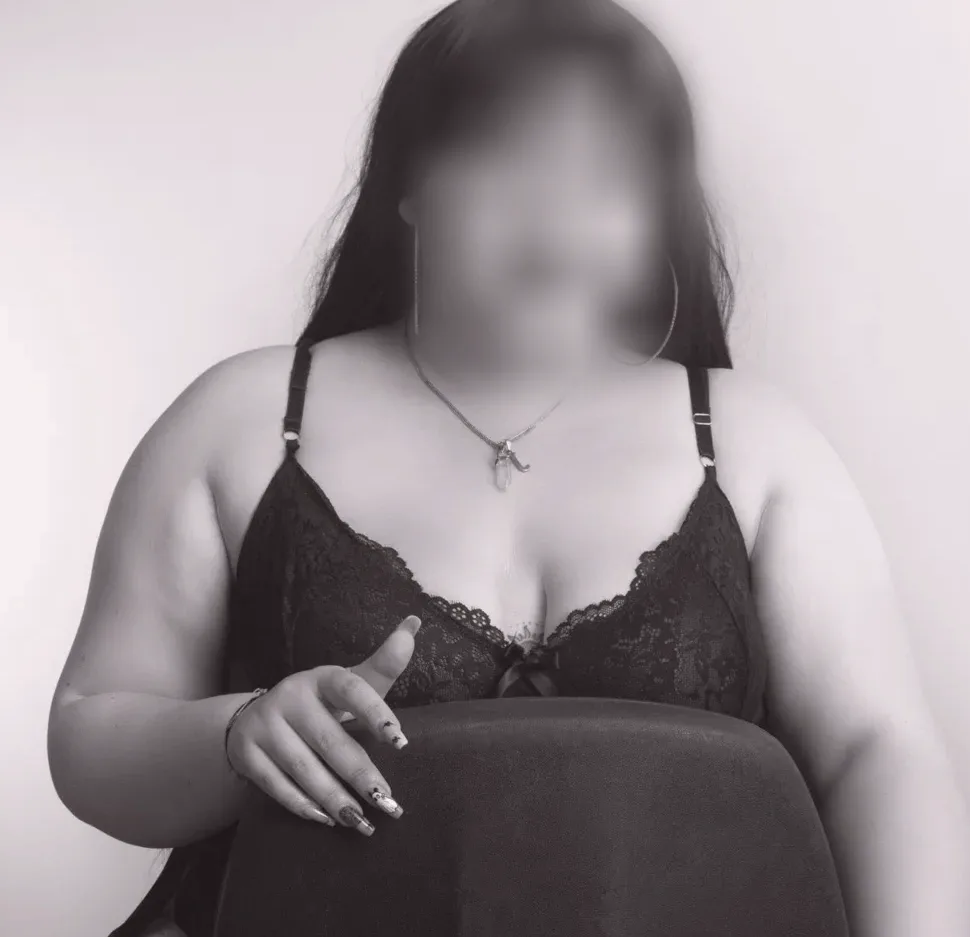 Emily, 26