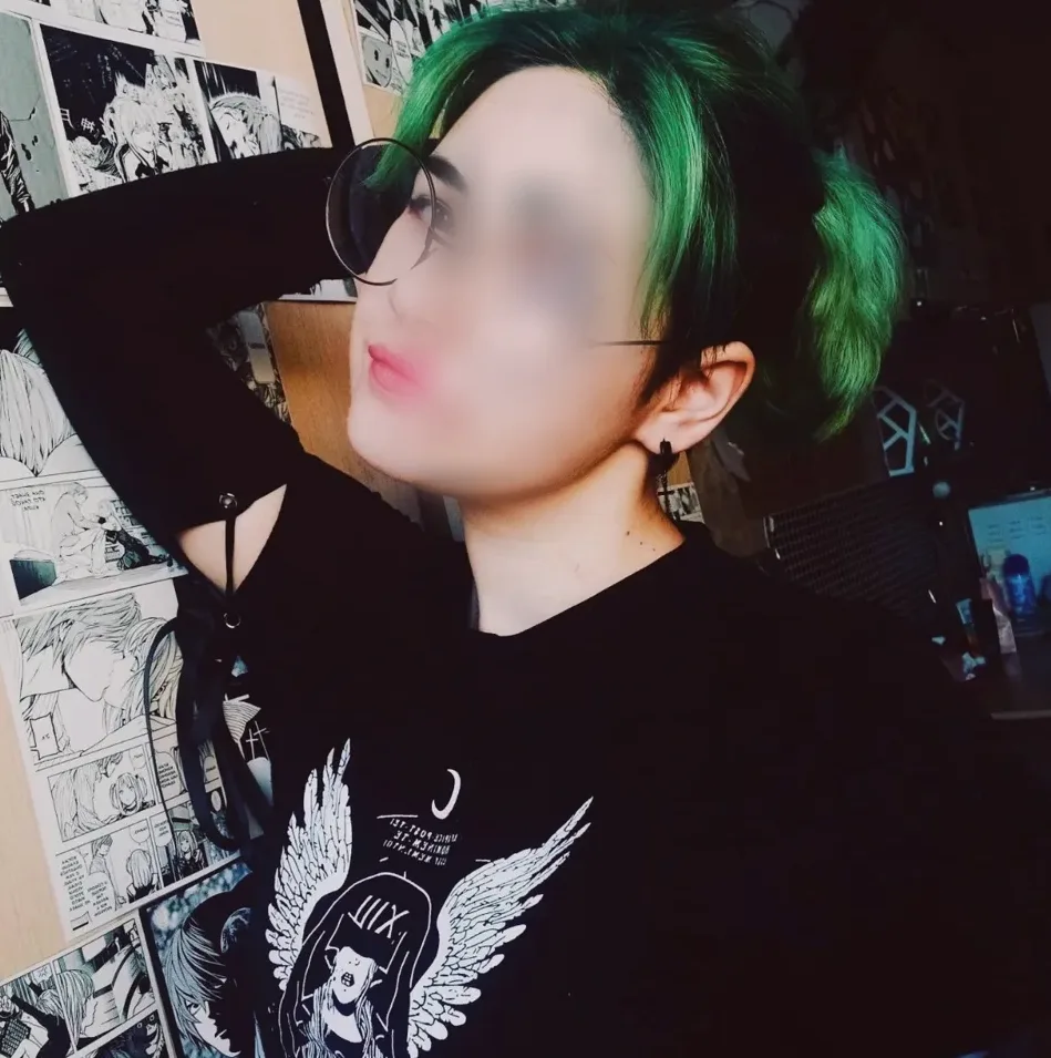 Erin, 22