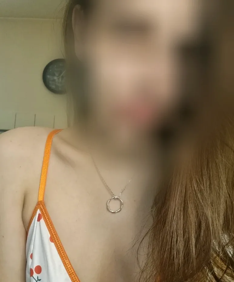 Poppy, 28